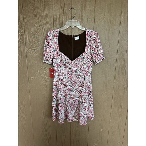 Aritzia‎ Sundays Best NWT Tinsley Dress Size 6 Mini Fit And Flare V Neck Floral - Picture 1 of 6